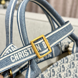 Book Tote