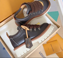 Load image into Gallery viewer, Remix Shoes
