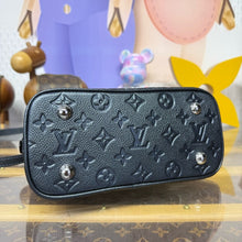 Load image into Gallery viewer, Alma BB
