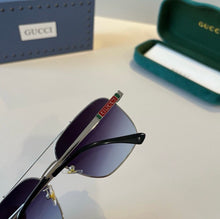 Load image into Gallery viewer, Logo Sunglasses
