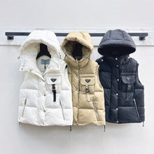 Load image into Gallery viewer, Logo Gilet
