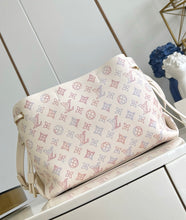 Load image into Gallery viewer, Bella Tote
