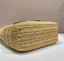 Load image into Gallery viewer, Raffia Tote
