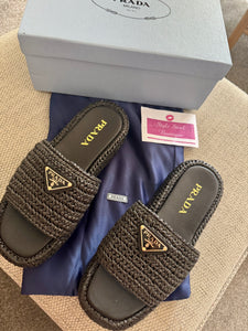 Raffia Slides