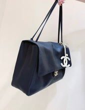 Load image into Gallery viewer, Maxi Flap Bag
