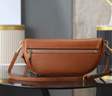 Load image into Gallery viewer, Little Halfmoon Bag
