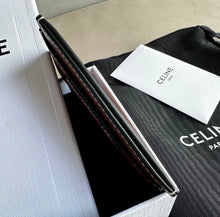 Load image into Gallery viewer, Triomphe Card Holder
