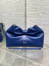 Load image into Gallery viewer, Medium Bow Bag
