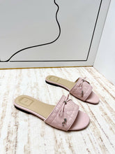 Load image into Gallery viewer, Leather Sandals
