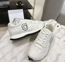 Load image into Gallery viewer, Cest Trainers
