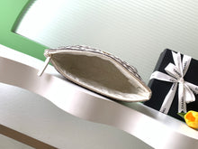 Load image into Gallery viewer, CC Pouch Medium
