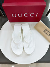Load image into Gallery viewer, GG Sandals
