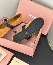 Load image into Gallery viewer, Suede Pumps
