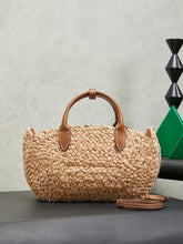 Load image into Gallery viewer, Raffia Tote
