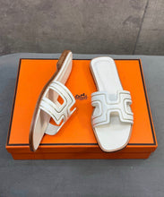 Load image into Gallery viewer, Oran Sandals
