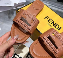 Load image into Gallery viewer, Baguette Sandals
