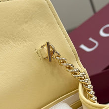 Load image into Gallery viewer, Marmont Clutch
