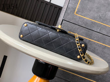 Load image into Gallery viewer, 20cm Flap Bag
