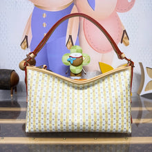 Load image into Gallery viewer, East West Carryall

