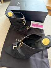 Load image into Gallery viewer, Emilie Sandals
