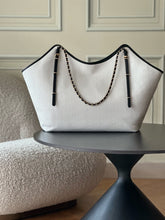 Load image into Gallery viewer, Maxi Tote
