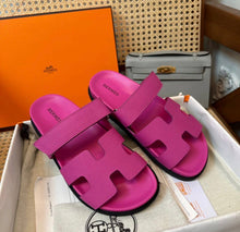 Load image into Gallery viewer, Chypre Sandals
