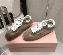 Load image into Gallery viewer, Logo Trainers
