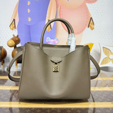 Load image into Gallery viewer, Vendome Tote
