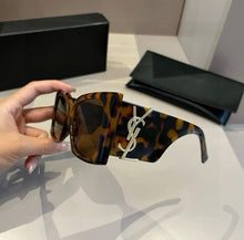 Load image into Gallery viewer, Logo Sunglasses
