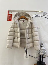 Load image into Gallery viewer, Avoce Jacket
