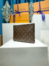 Load image into Gallery viewer, Cles Pochette
