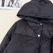 Load image into Gallery viewer, The Cube Jacket

