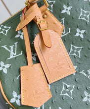 Load image into Gallery viewer, Speedy 40
