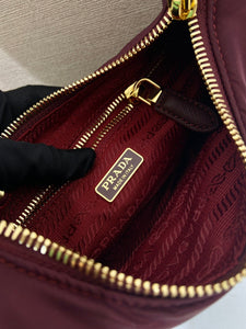 Re Edition Bag