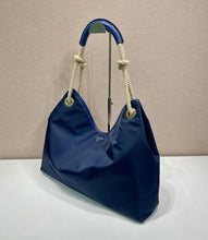 Load image into Gallery viewer, Mariner Rope Bag
