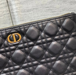 Montaigne Clutch
