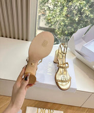 Load image into Gallery viewer, Diorissime Sandals
