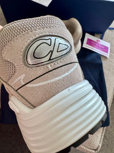 Ready to post size 5 (38)