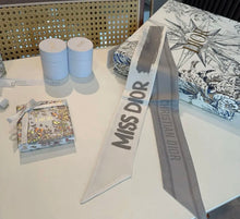 Load image into Gallery viewer, Silk Twilly Scarf
