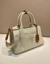 Load image into Gallery viewer, Linen Tote

