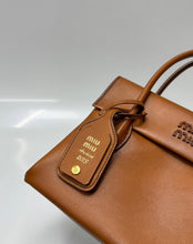 Load image into Gallery viewer, Solitaire Bag
