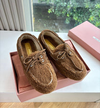Load image into Gallery viewer, Shearling Loafers
