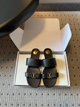 Load image into Gallery viewer, Leather Sandals
