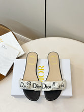 Load image into Gallery viewer, Cotton Sandals
