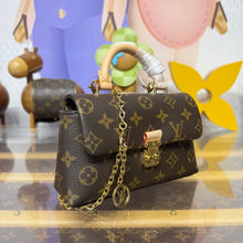 Load image into Gallery viewer, Madeleine Bag
