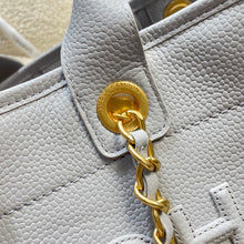 Load image into Gallery viewer, Deauville Tote
