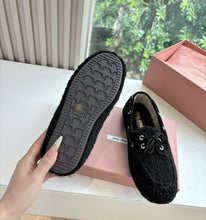 Load image into Gallery viewer, Shearling Loafers
