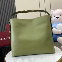 Load image into Gallery viewer, Beatrix Tote
