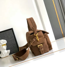 Load image into Gallery viewer, Explore Tote
