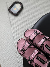 Load image into Gallery viewer, CC Dad Sandals
